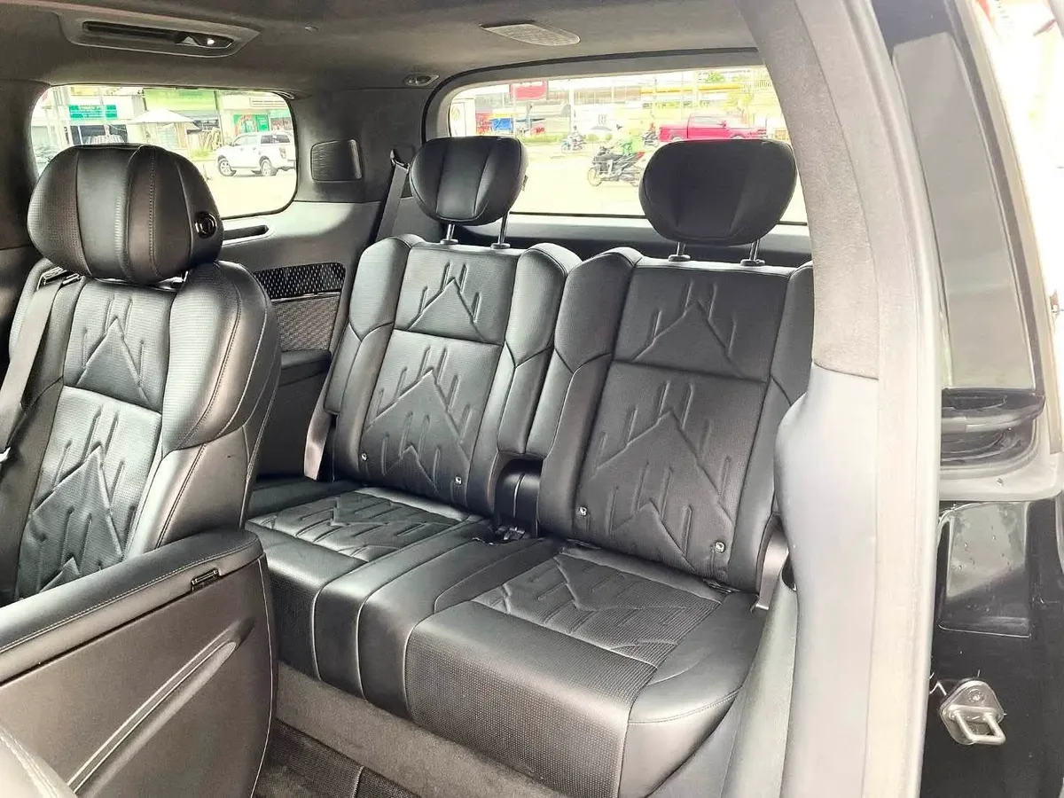 Zeekr 009 Flagship 6-Seats AWD ปี 2025 · 3