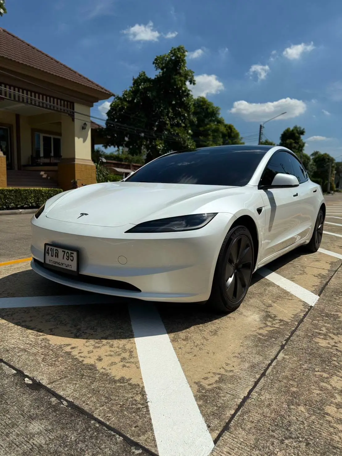Tesla Model 3 Highland Premium RWD 2024 · 2
