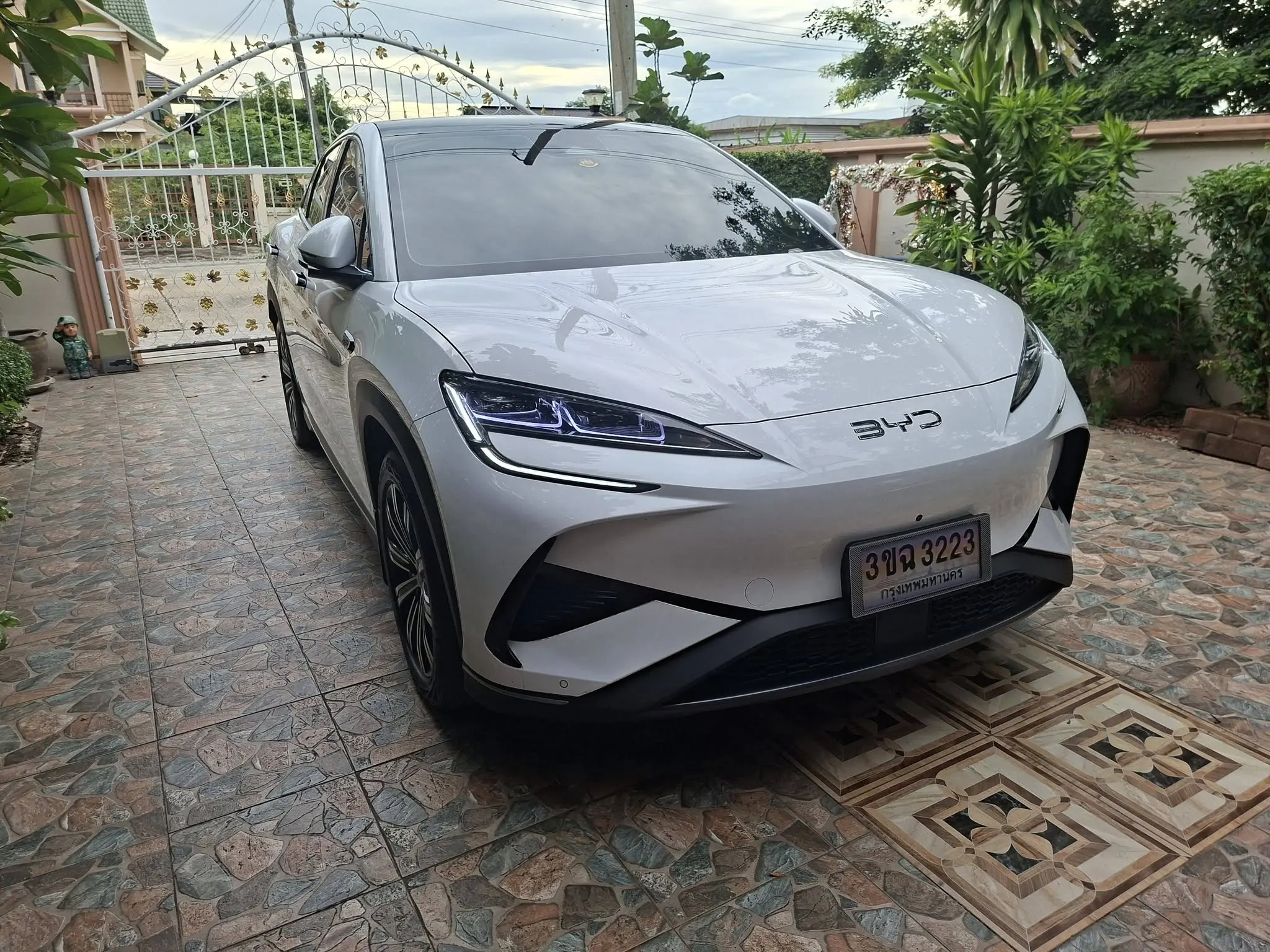 BYD Sealion 7 RWD · TH-10