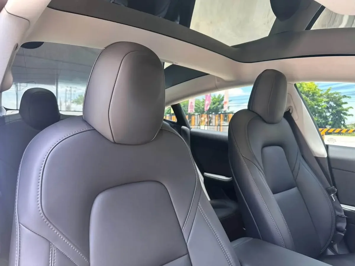 Tesla Model 3 Legacy Performance 2023 · 5